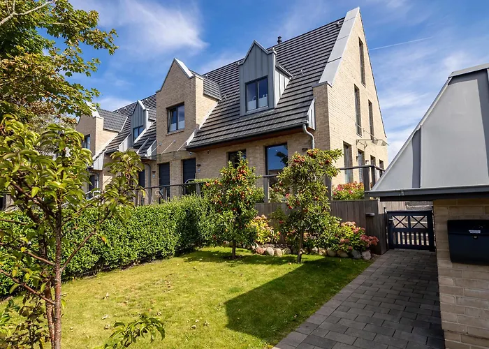 Semesterbostad Haus Watt'n Blick